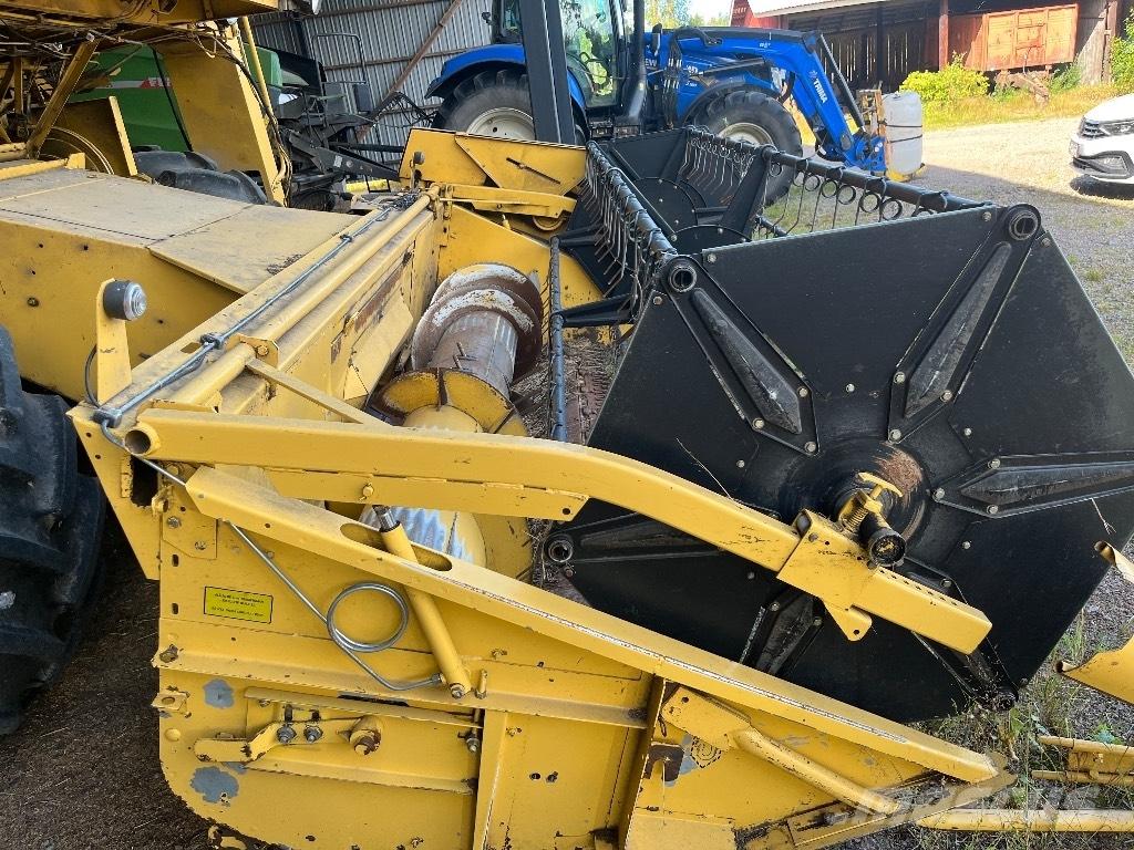 New Holland 8030 Teraviljakombainid