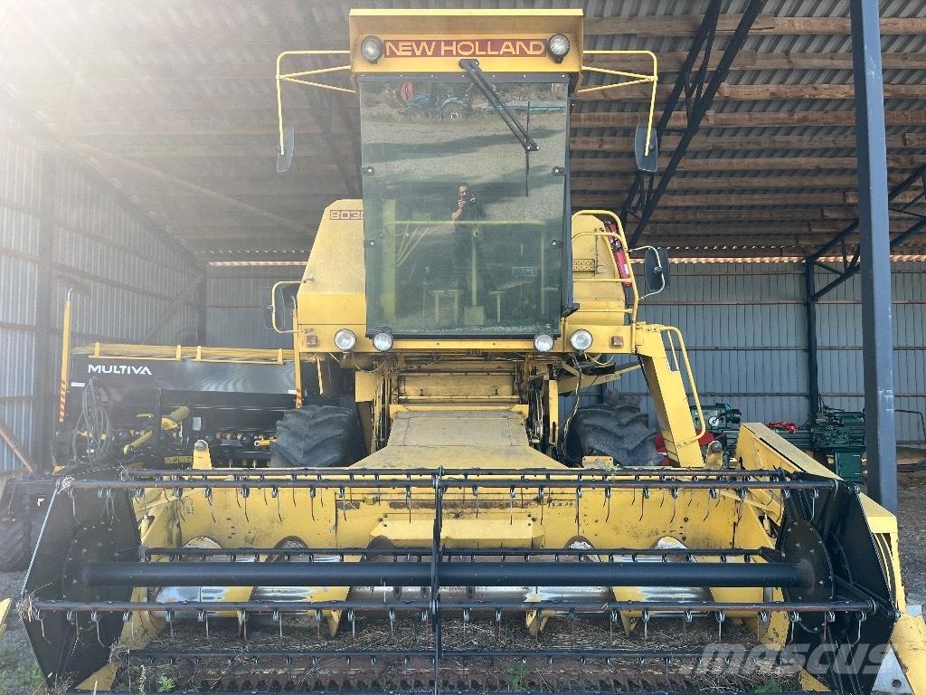 New Holland 8030 Teraviljakombainid