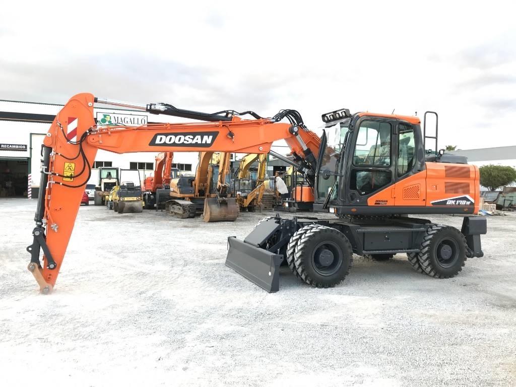Develon DX 170 W-7 Ratasekskavaatorid