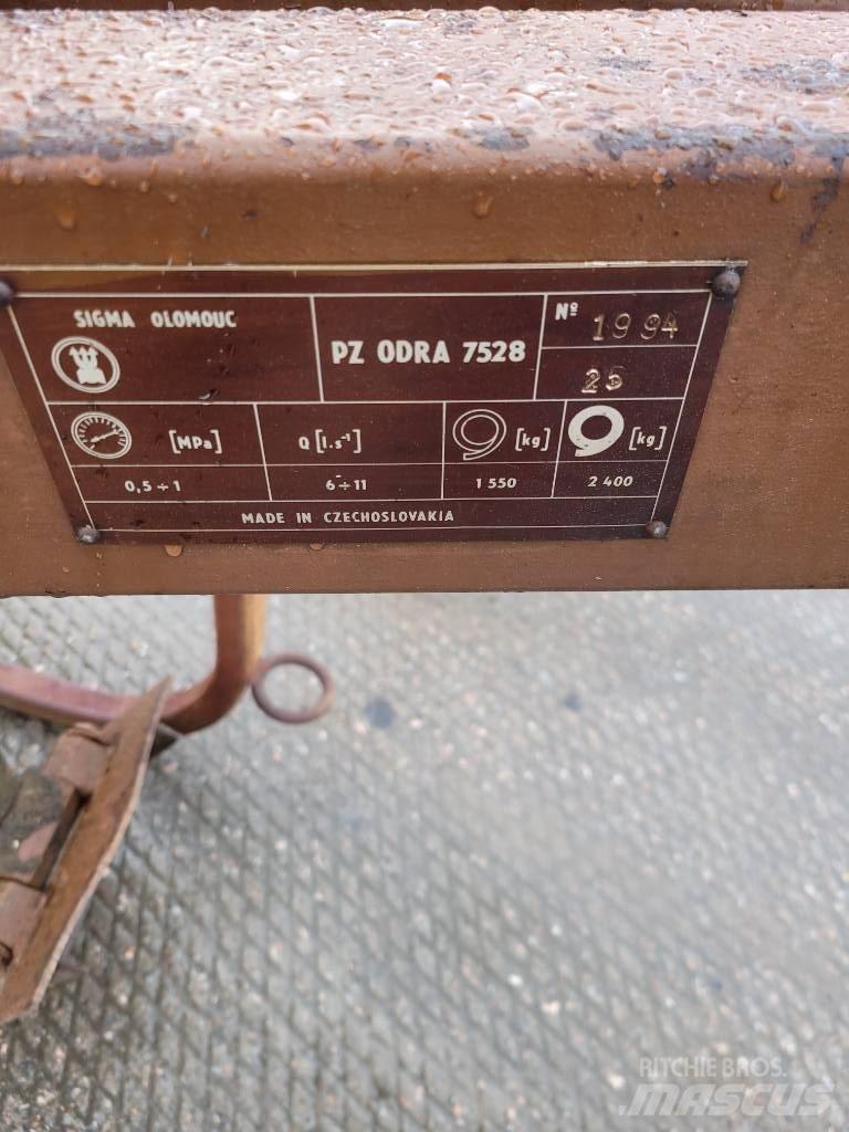 Odra 7528 Kastmissüsteemid