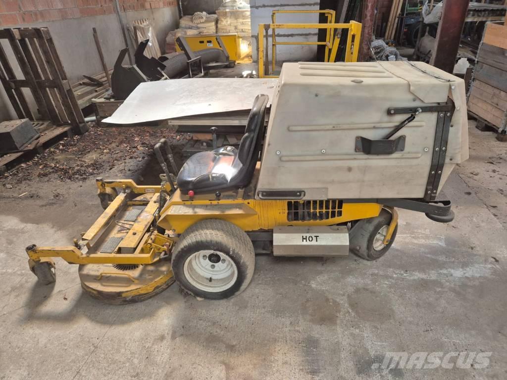 Walker Maaier 0 - pöörderaadiuse niidukid