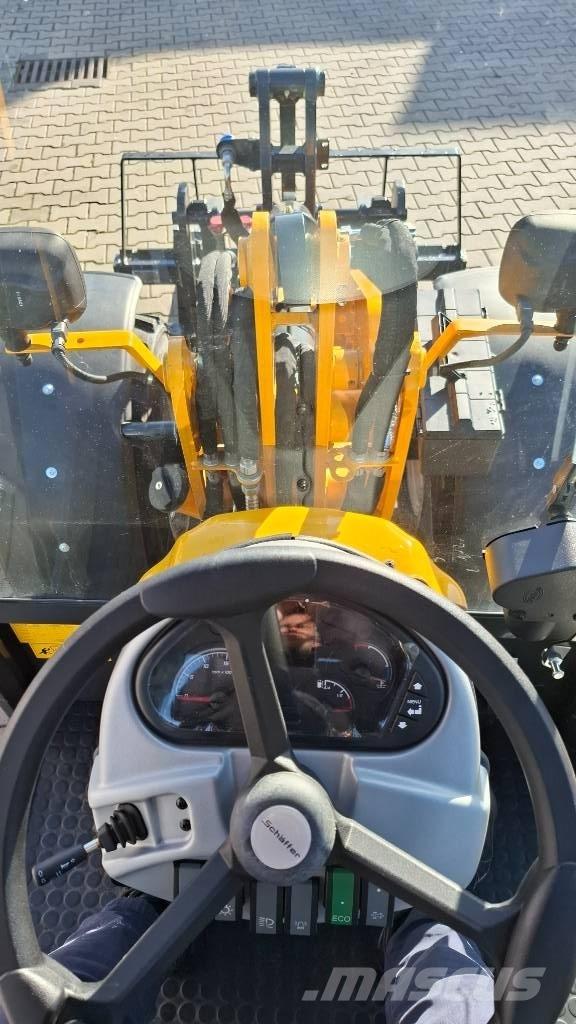 Schäffer S2445 Väikelaadurid