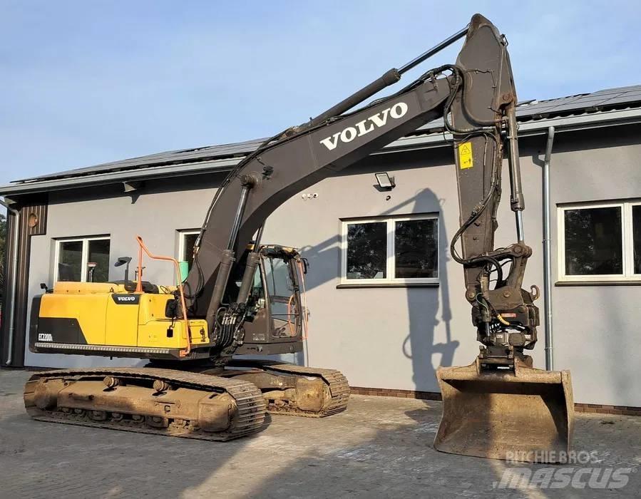 Volvo EC 220 DL Roomikekskavaatorid