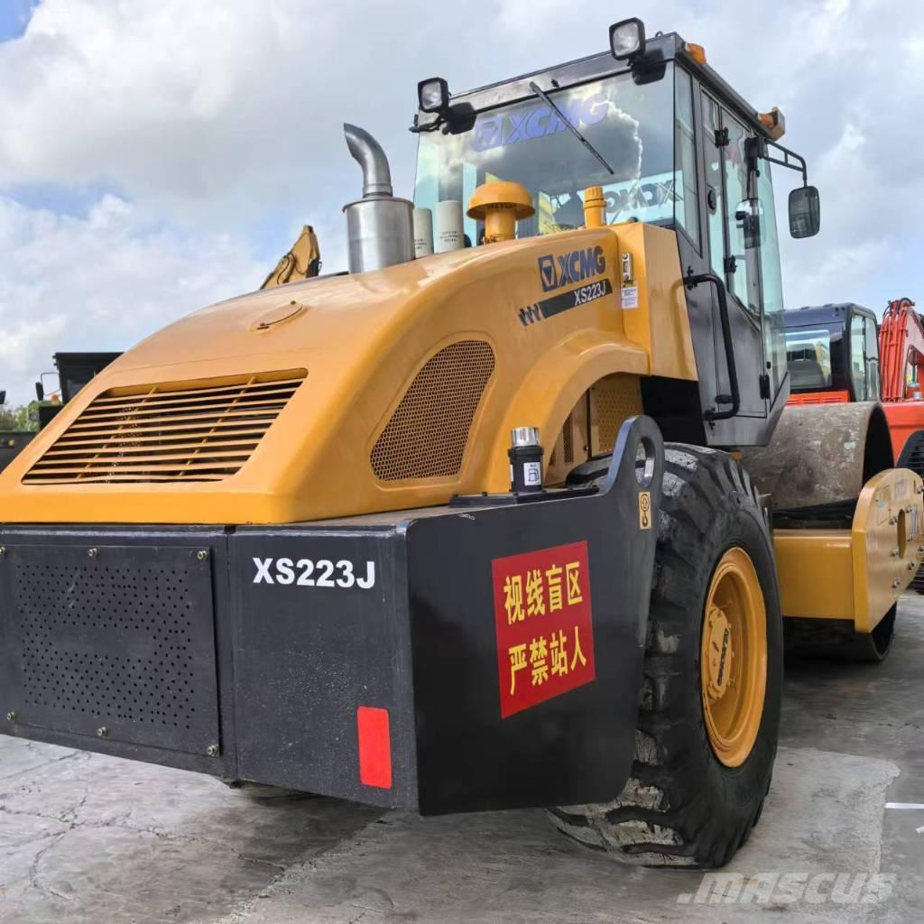 XCMG xs223j Ühe trumliga rullid