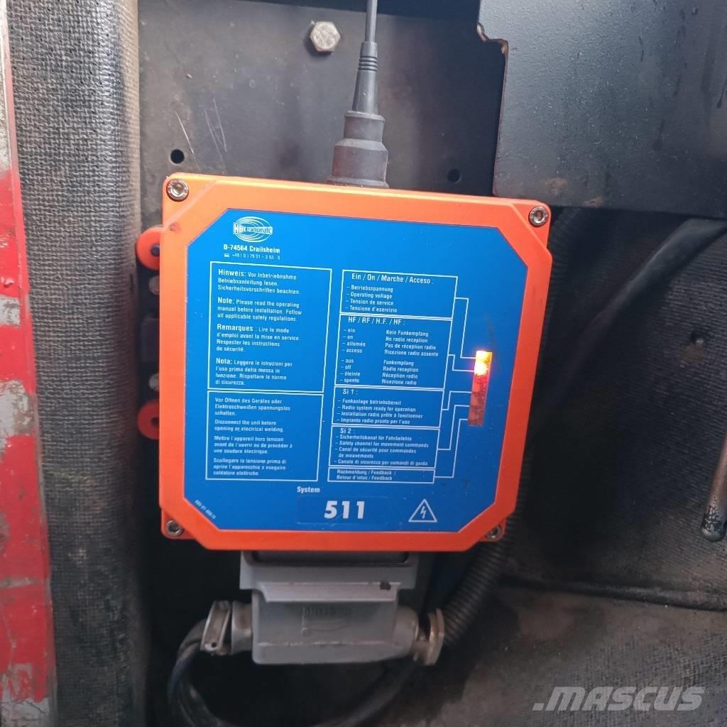 HSM 805 Väljaveotraktorid