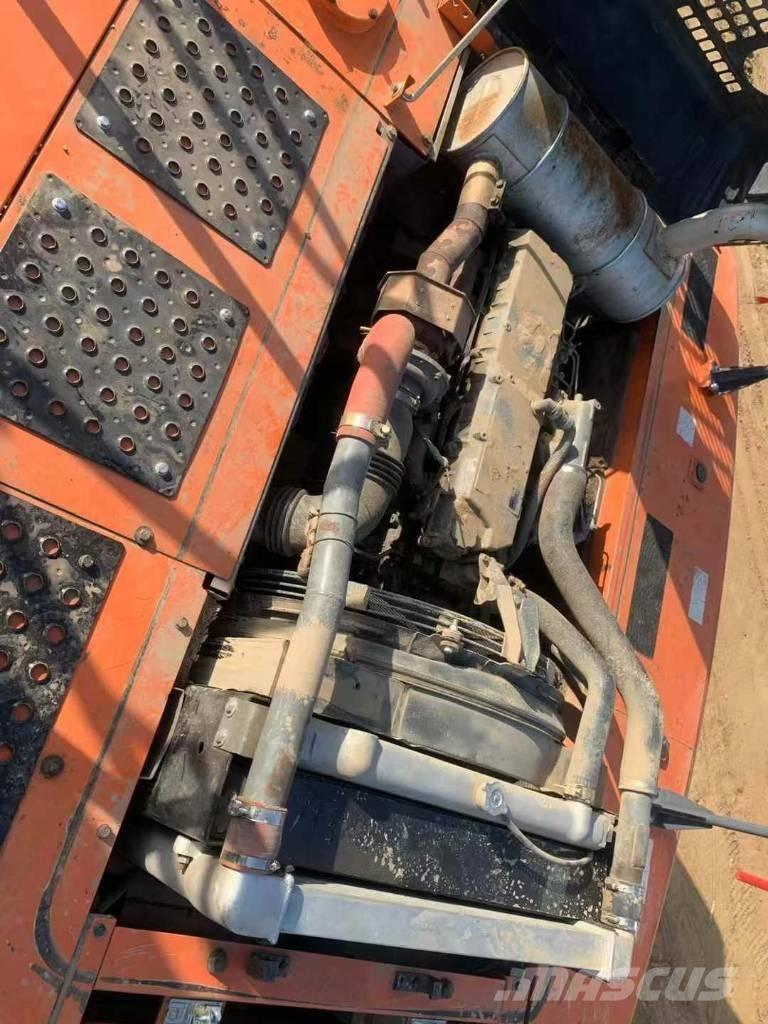 Hitachi zaxis330 Roomikekskavaatorid