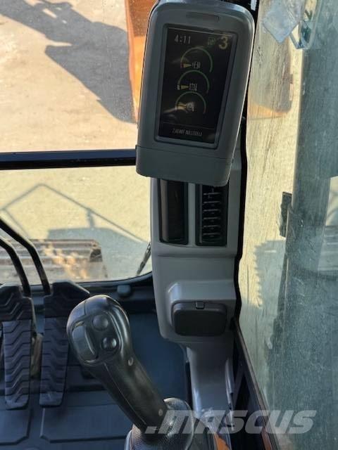 CAT 321 D CR Roomikekskavaatorid