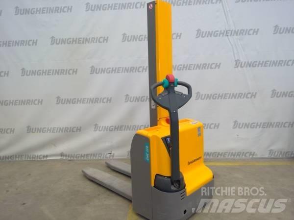 Jungheinrich EMC 110 Järelkäidavad virnastajad