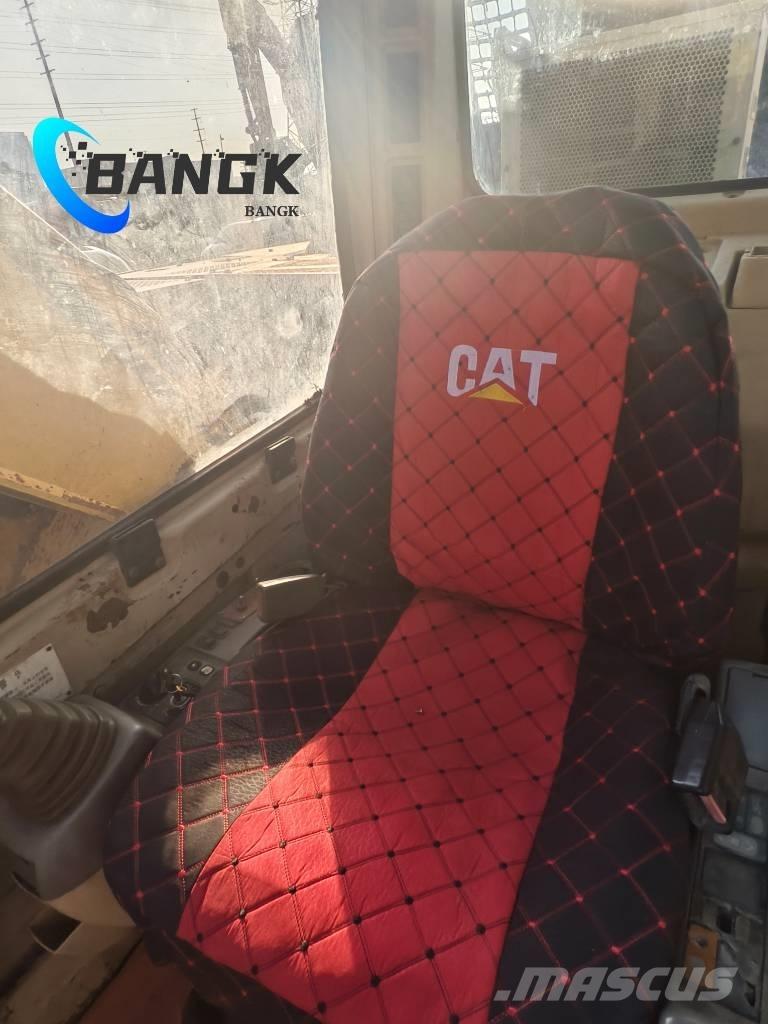 CAT 320 B Roomikekskavaatorid