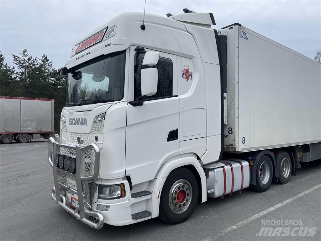 Scania S 500 6x2 Sadulveokid
