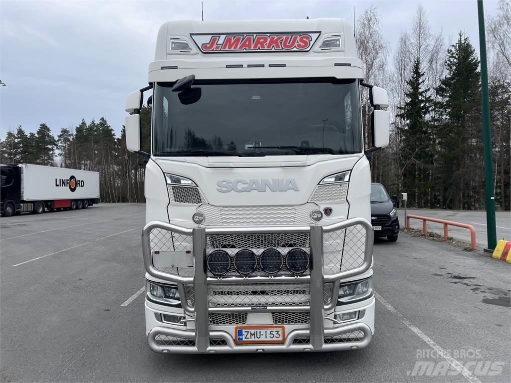 Scania S 500 6x2 Sadulveokid
