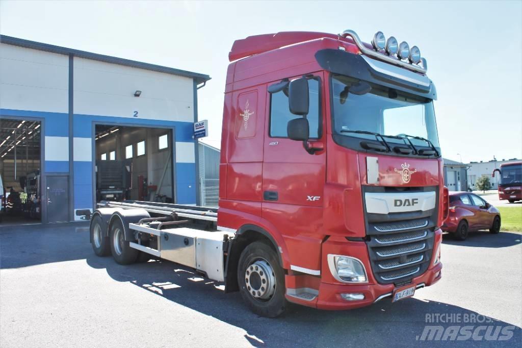 DAF XF 480 FAS 6x2 Konteinerveokid