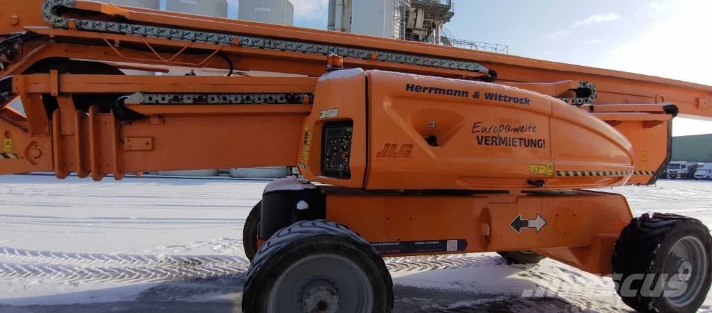 JLG 1250 AJP Iseliikuvad poomtõstukid