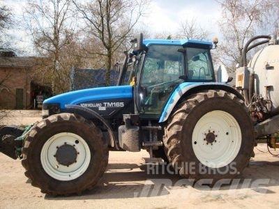 New Holland TM 165 Traktorid