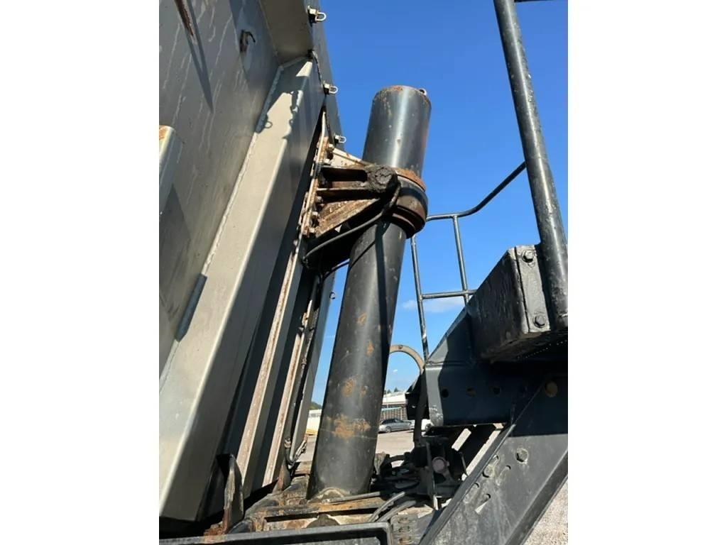 Schwarzmüller HKS 2 Kallur-haagised