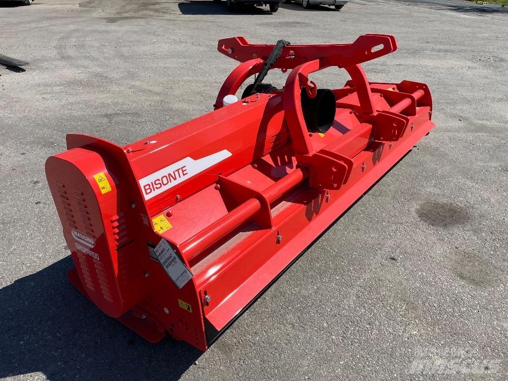 Maschio Bisonte 300 Karjamaade niidukid / pealselõikurid