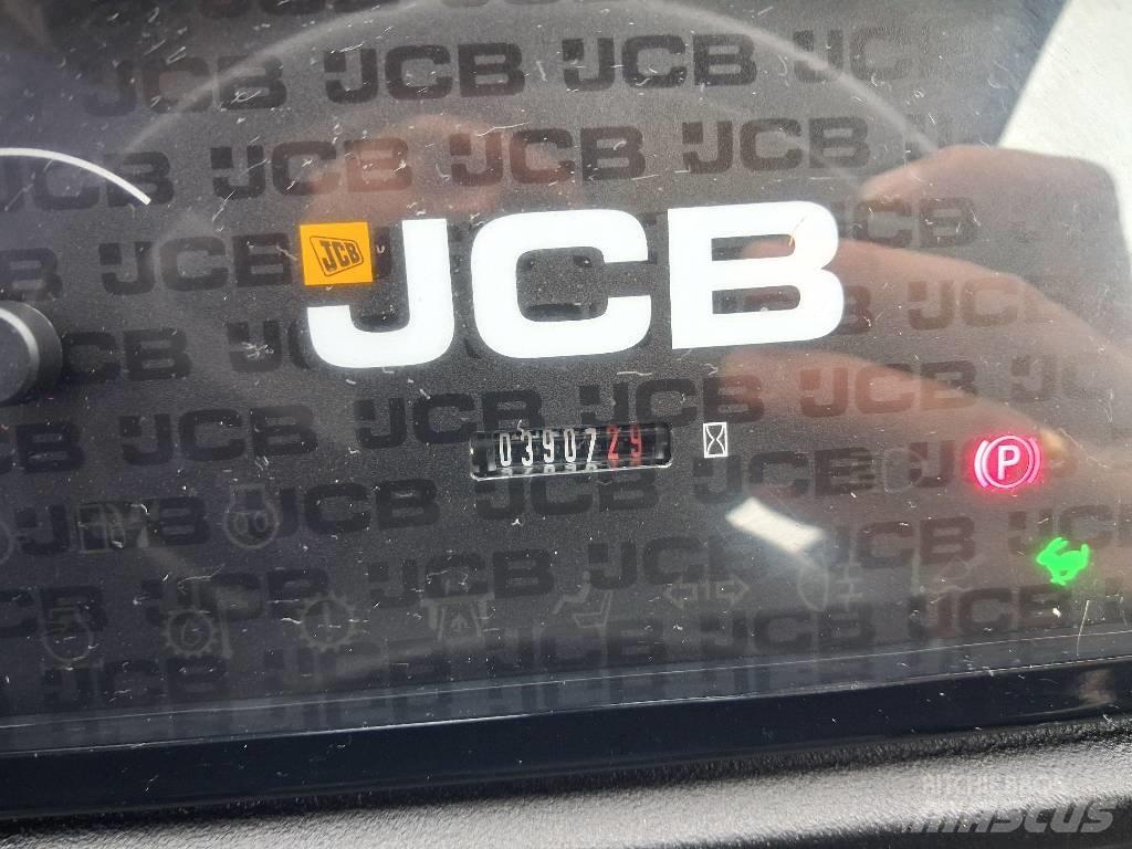 JCB 406 Rataslaadurid