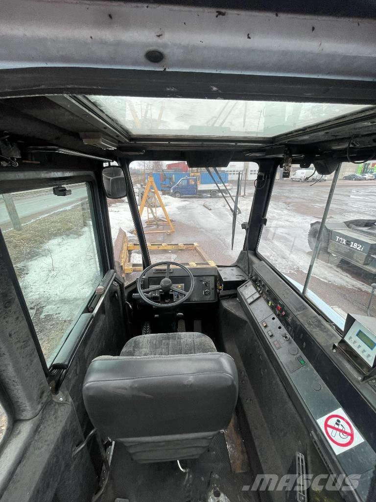 Sisu TRX181 Terminalivedukid