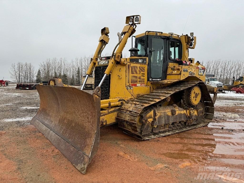 CAT D 6 T XW Buldooserid