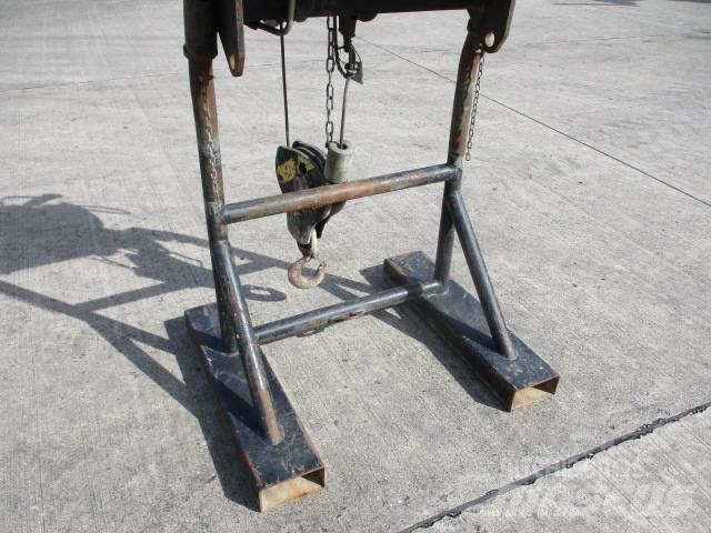 Manitou lier 3 Ton Muud osad