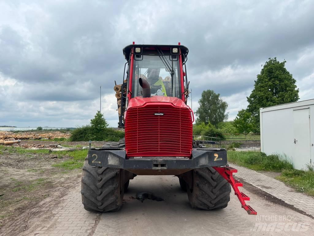 Komatsu 845 Forwarderid