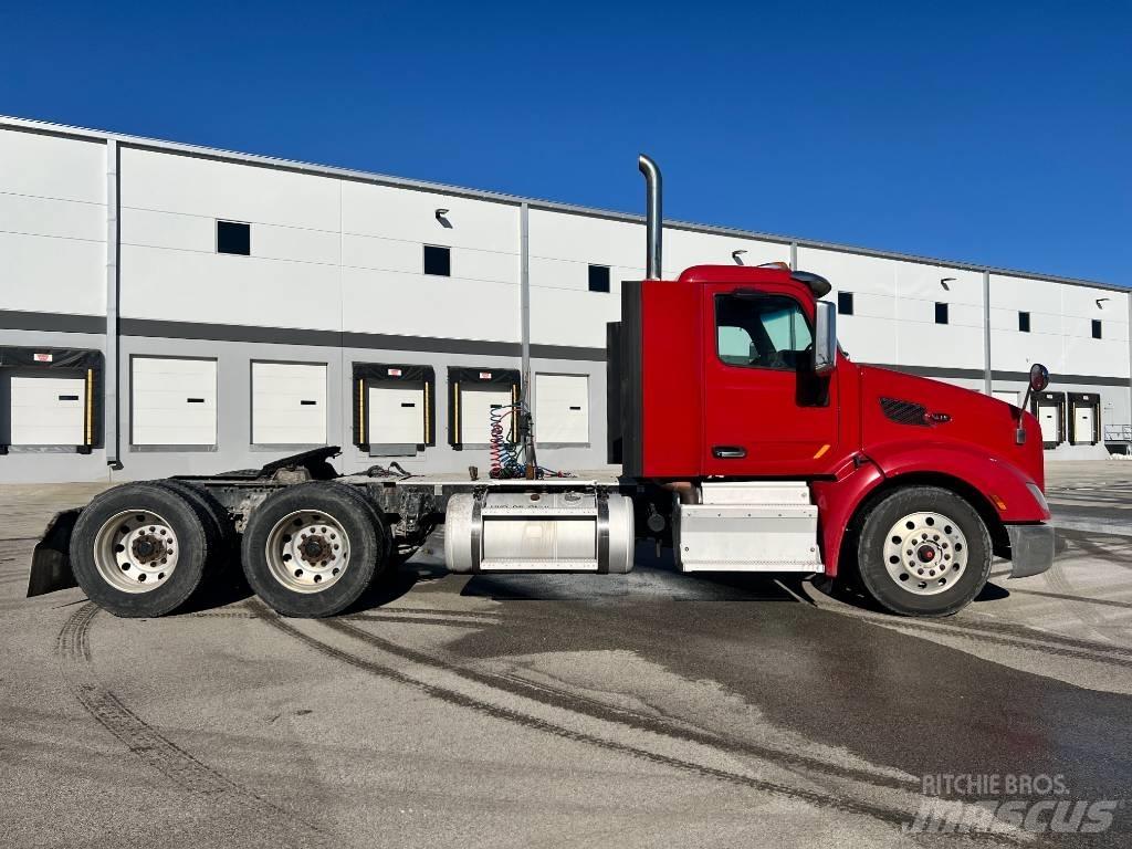 Peterbilt 579 Sadulveokid
