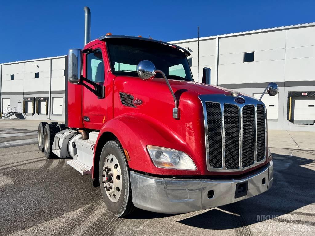 Peterbilt 579 Sadulveokid