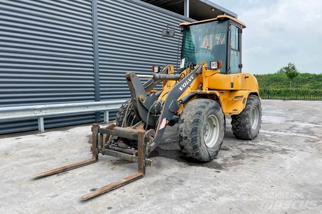 Volvo L 30 ZX Rataslaadurid
