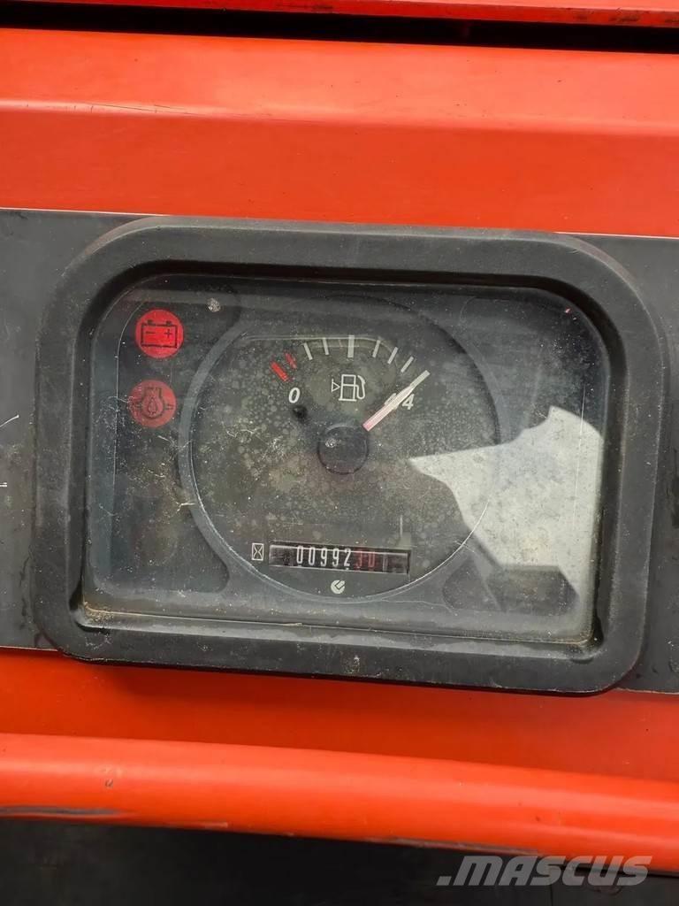 Kubota KC 250 HR Roomikkallurid