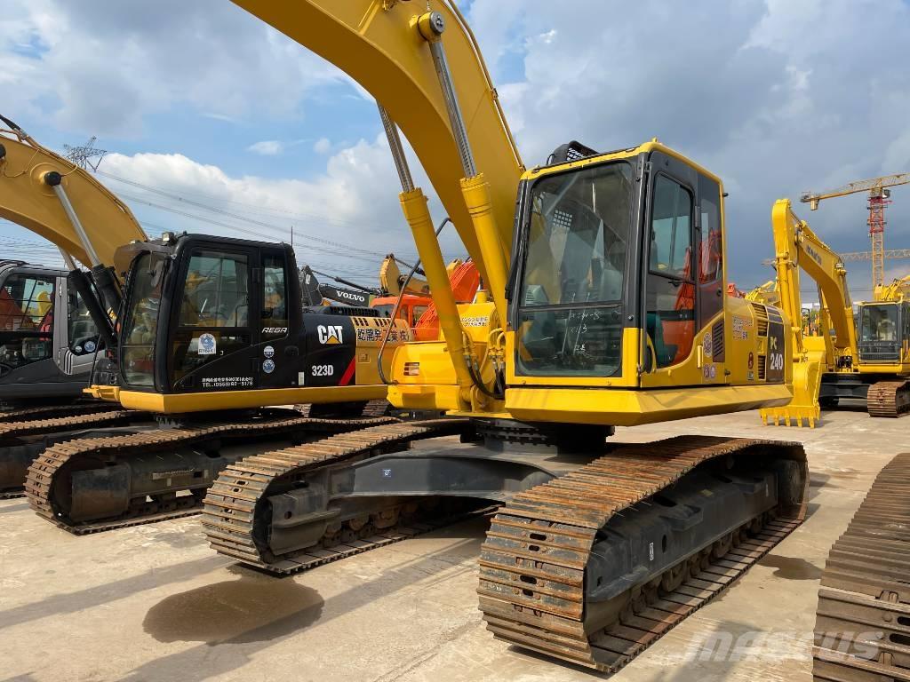 Komatsu PC 240-8 Roomikekskavaatorid