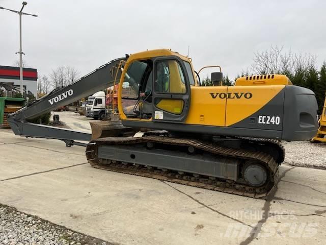 Volvo EC 240 LR Roomikekskavaatorid