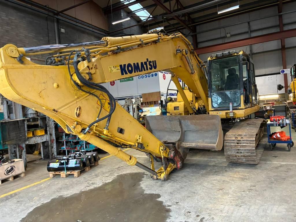 Komatsu PC 210 LC-8 Roomikekskavaatorid