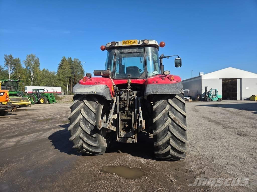Massey Ferguson 7495 Traktorid