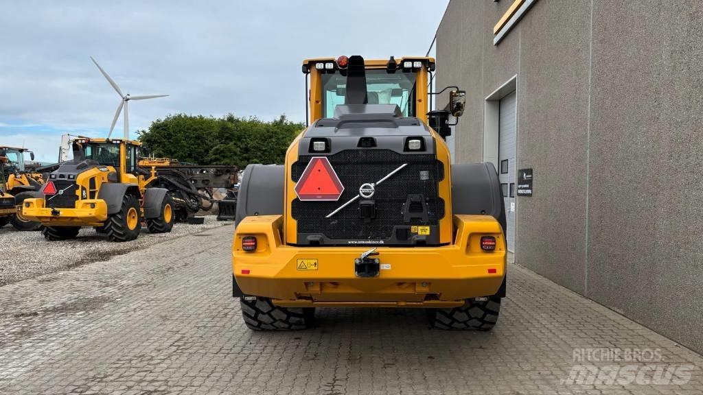 Volvo L 120 H Rataslaadurid