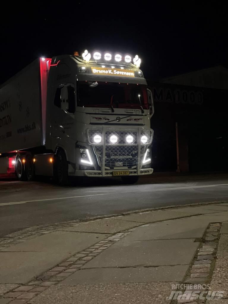 Volvo FH 16 550 Sadulveokid