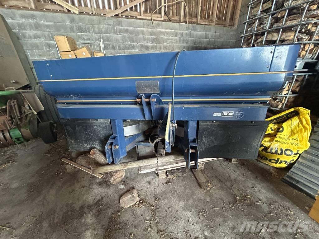 Bogballe M2 Base Mineraalväetise laoturid