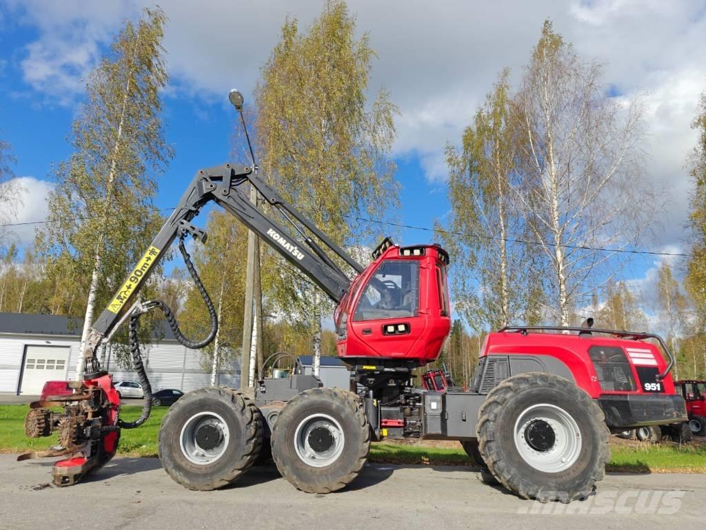 Komatsu 951 Harvesterid