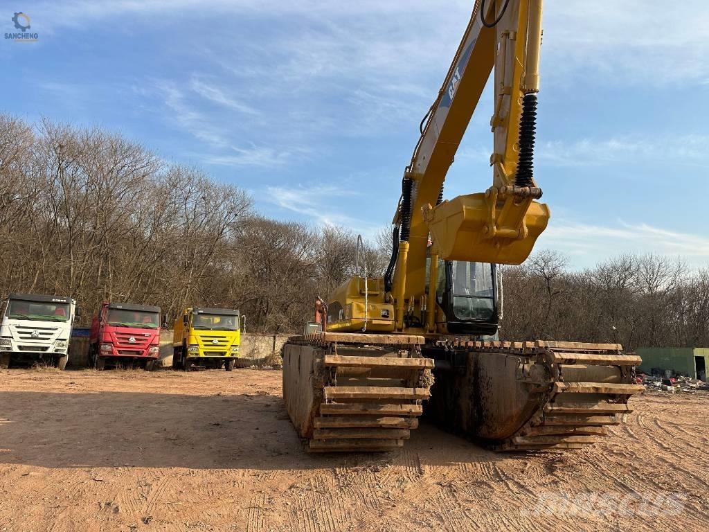 CAT 320 C L Amfiib ekskavaatorid