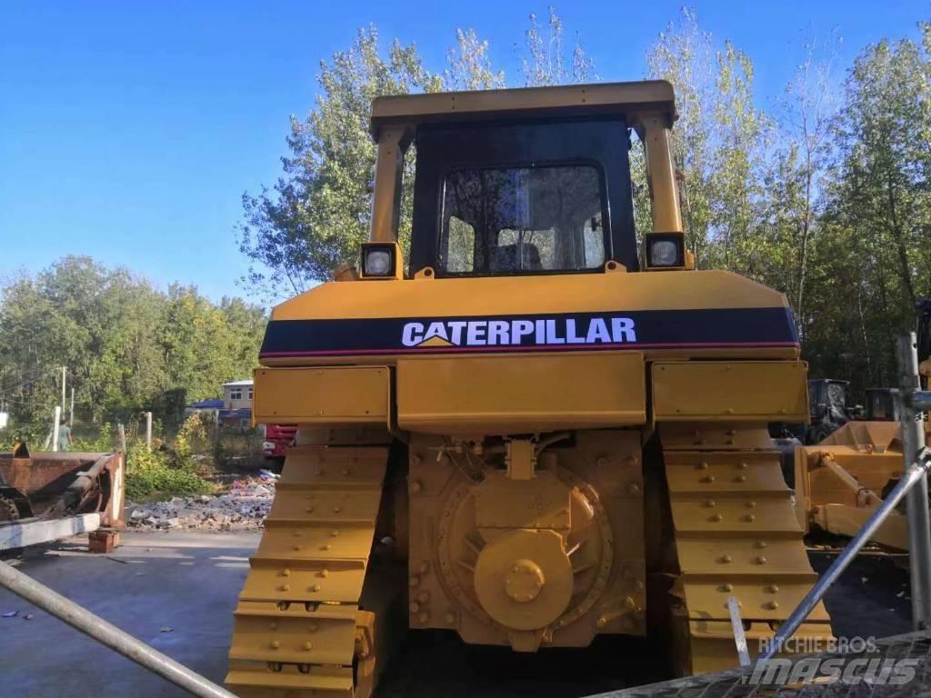 CAT D7H Buldooserid