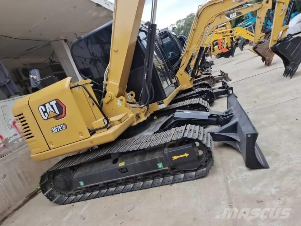 CAT 307 E Roomikekskavaatorid