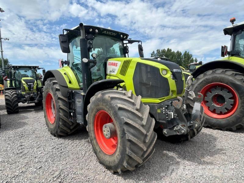 CLAAS AXION 870 Traktorid