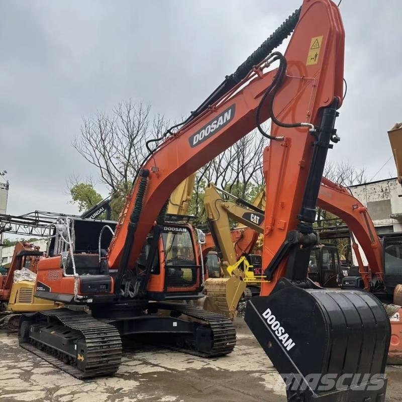 Doosan 300-9c Roomikekskavaatorid