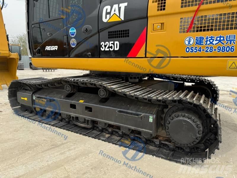 CAT 325 D Roomikekskavaatorid