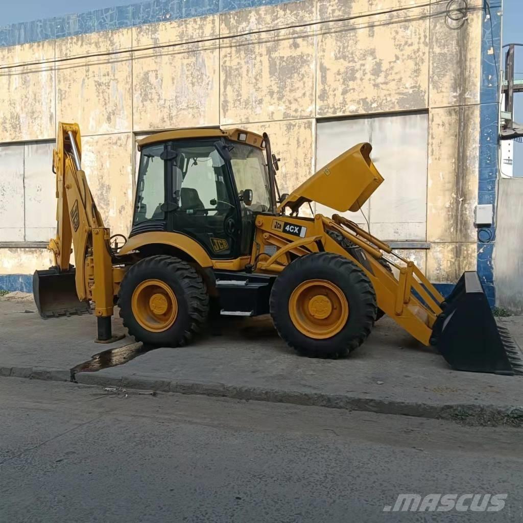 JCB 4CX Ekskavaatorlaadurid