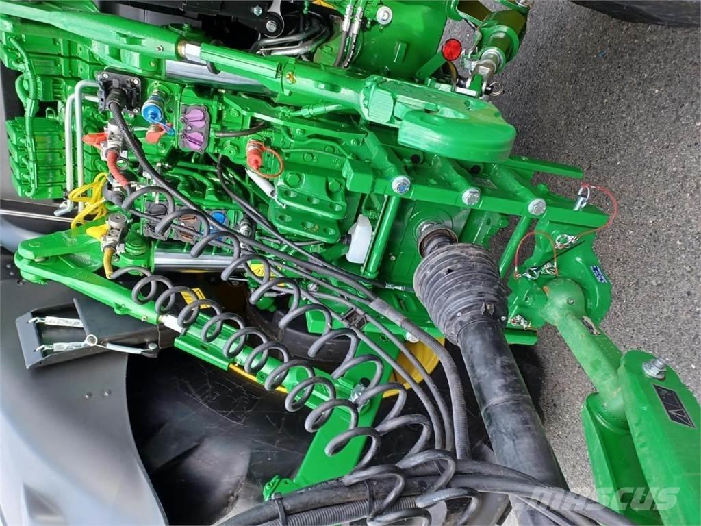 John Deere C441R Ruloonpressid