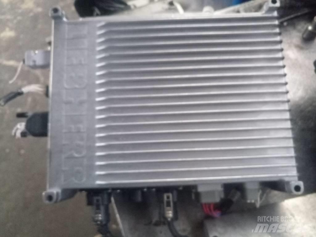 Liebherr R 926 LC Elektroonikaseadmed