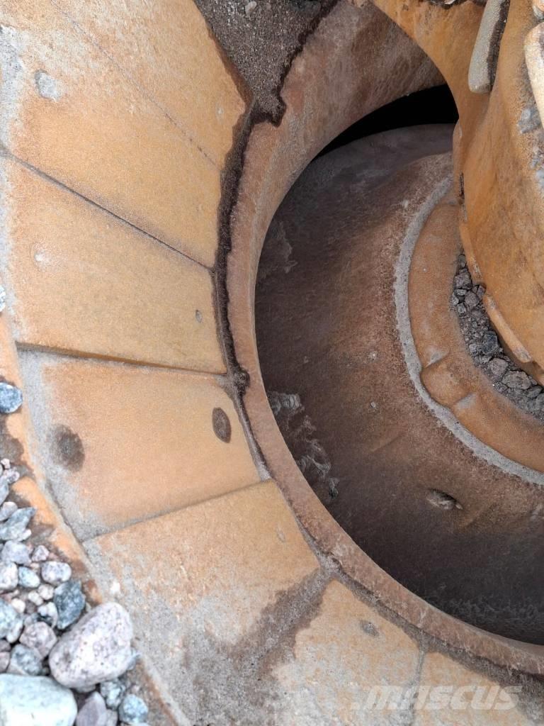 Sandvik UH550 E Iseliikuvad purustid