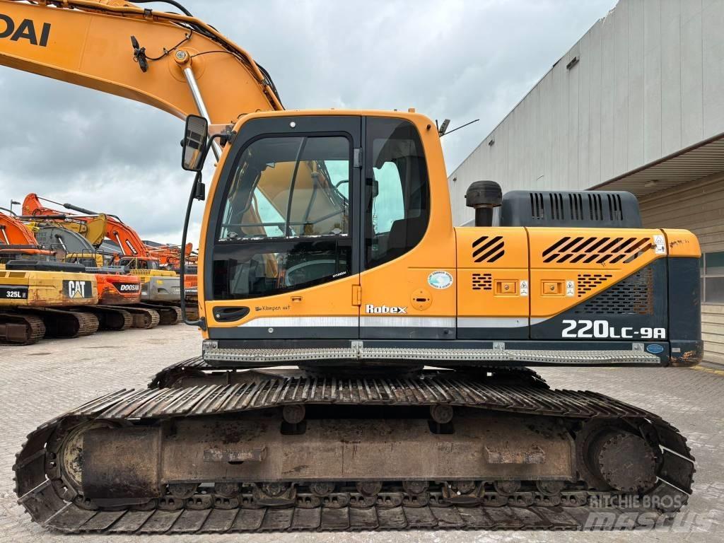 Hyundai 220LC-9A Roomikekskavaatorid