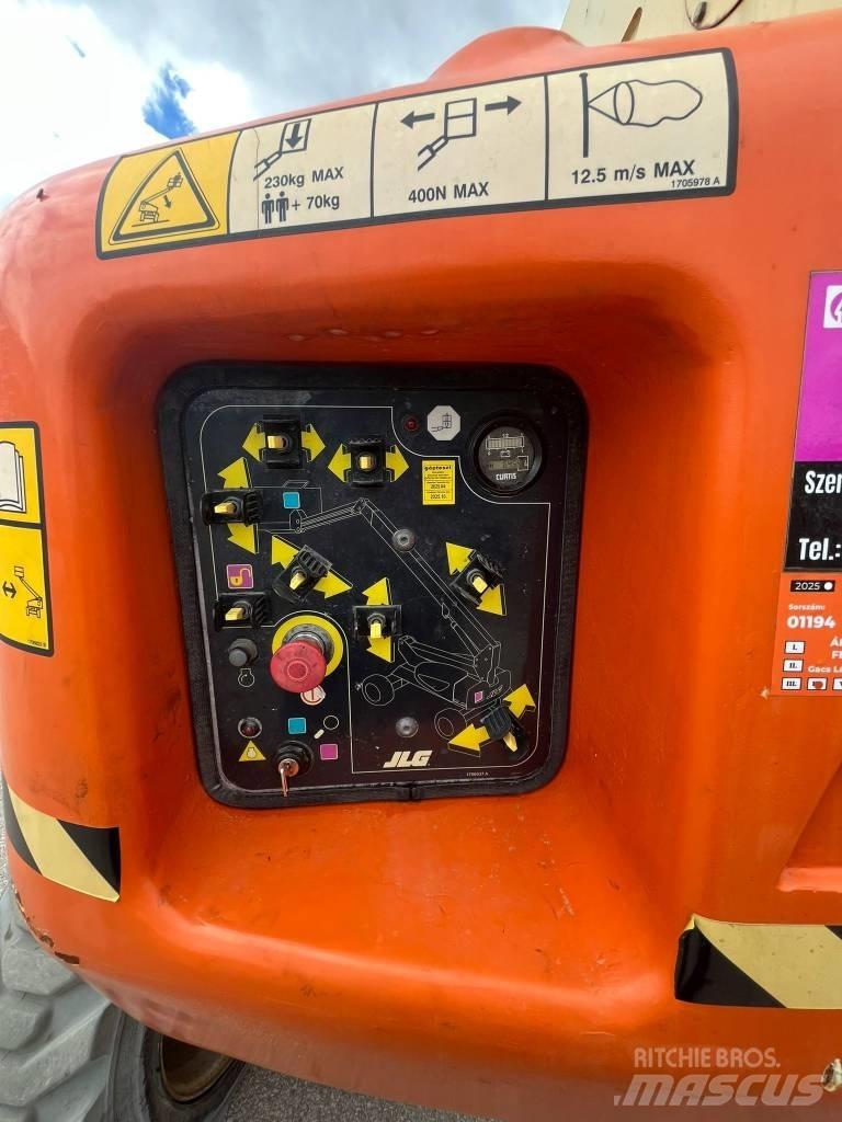 JLG M 600 JP Iseliikuvad poomtõstukid