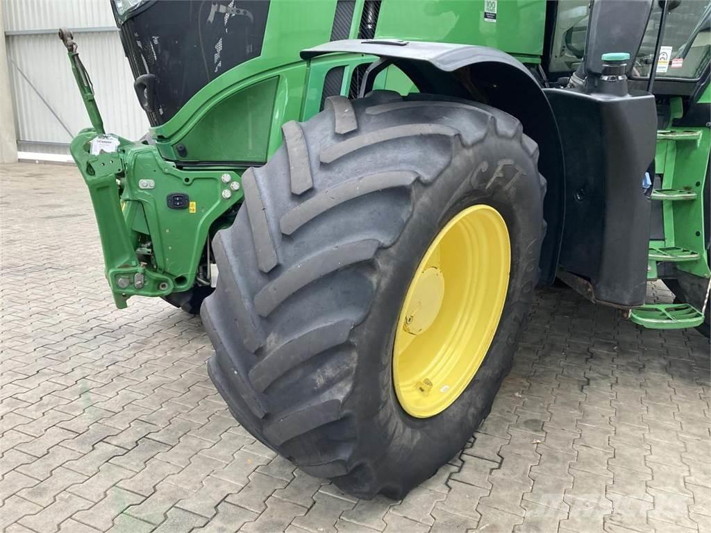 John Deere 6230R Traktorid